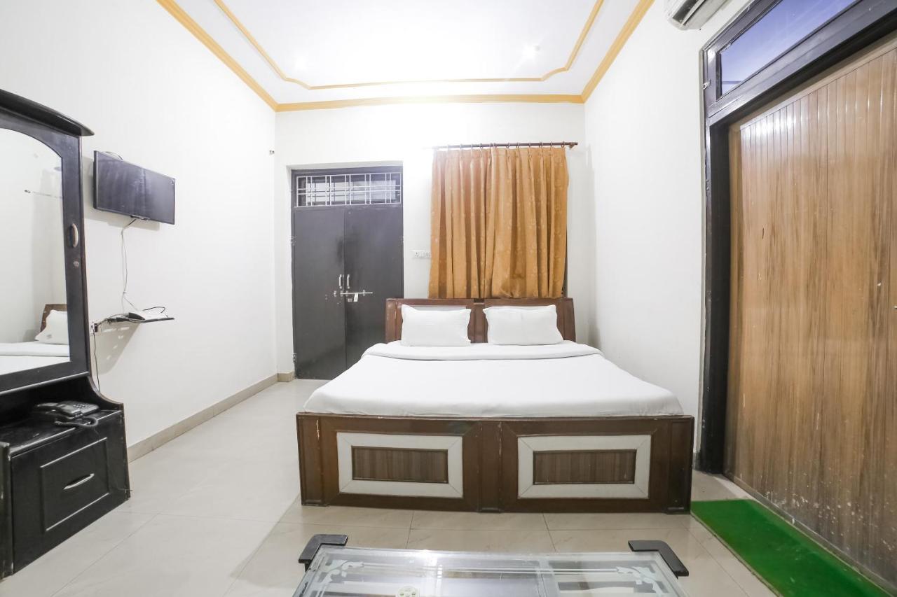 Spot On 38085 Hotel Amer Palace ジャイプール エクステリア 写真